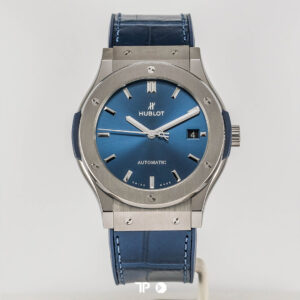 HUBLOT Classic Fusion Blue Titanium 42mm LIKE NEW (2026)