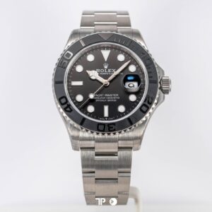 Yacht Master RLX Titanium Black 42mm LIKENEW(2026)