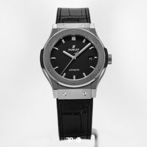 Classic Fusion Black Titanium 42mm LIKENEW(2026)