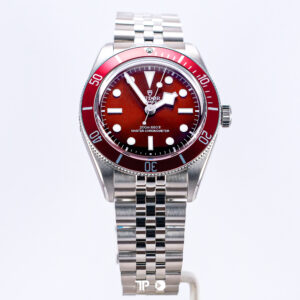BlackBay 58 Burgundy Red Dial Jubilee 39mm LIKENEW(2026)